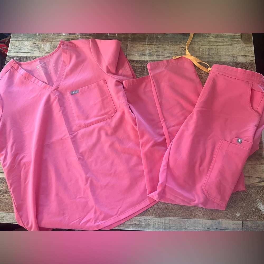 Figs scrubs set
